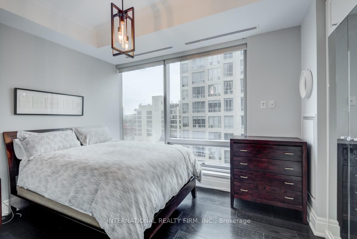 55 Scollard Street, #702