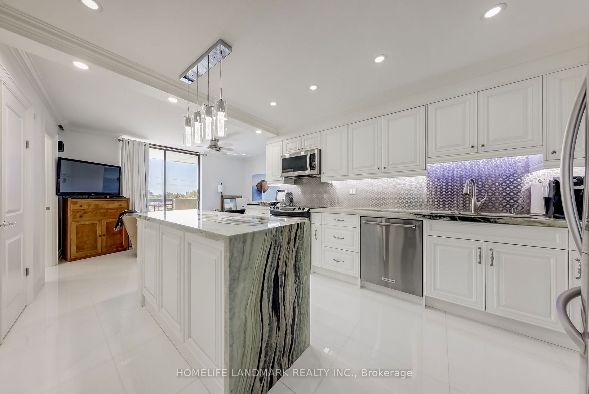 1201 Steeles Ave W, #402