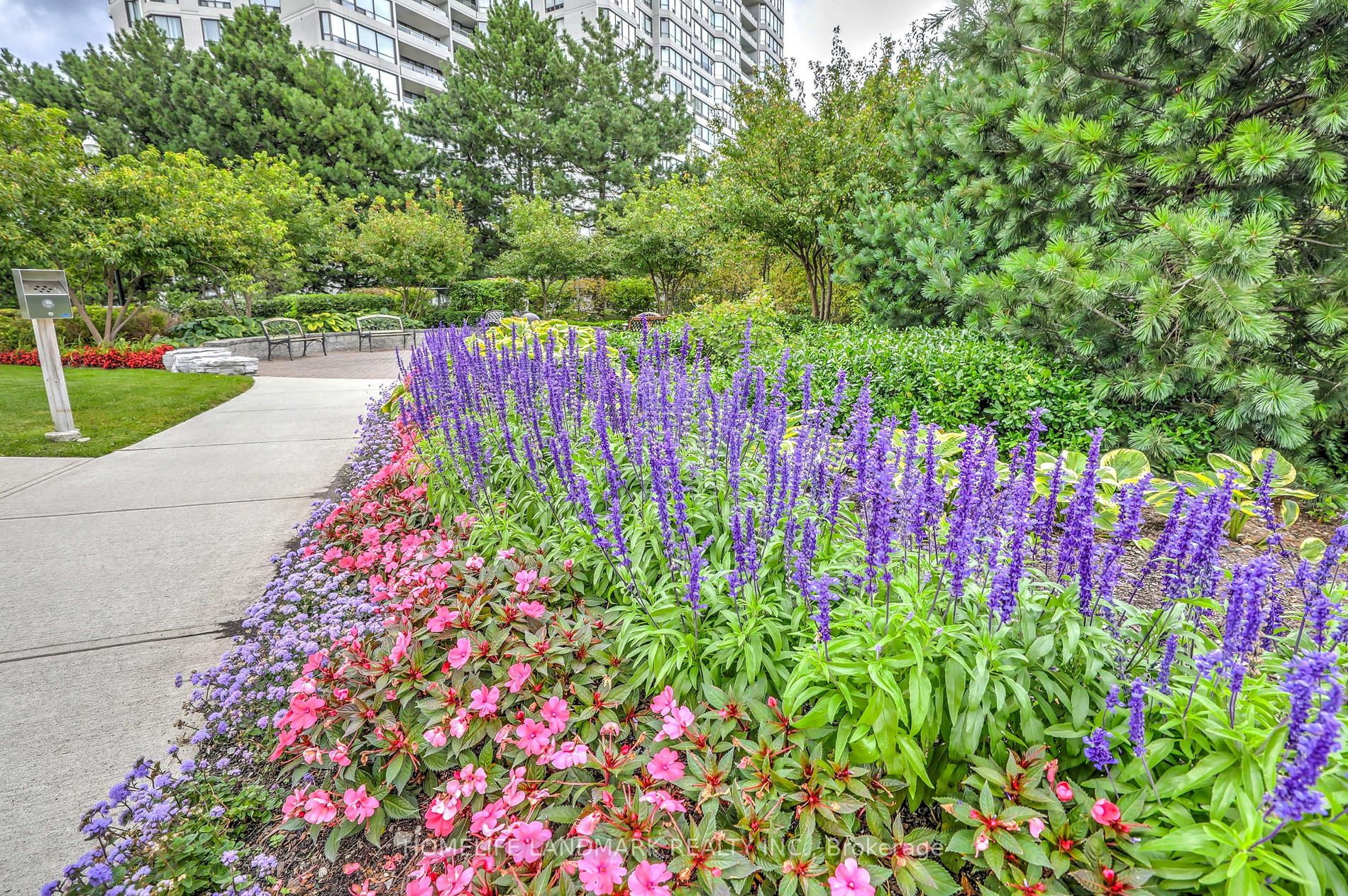 1201 Steeles Ave W, #402