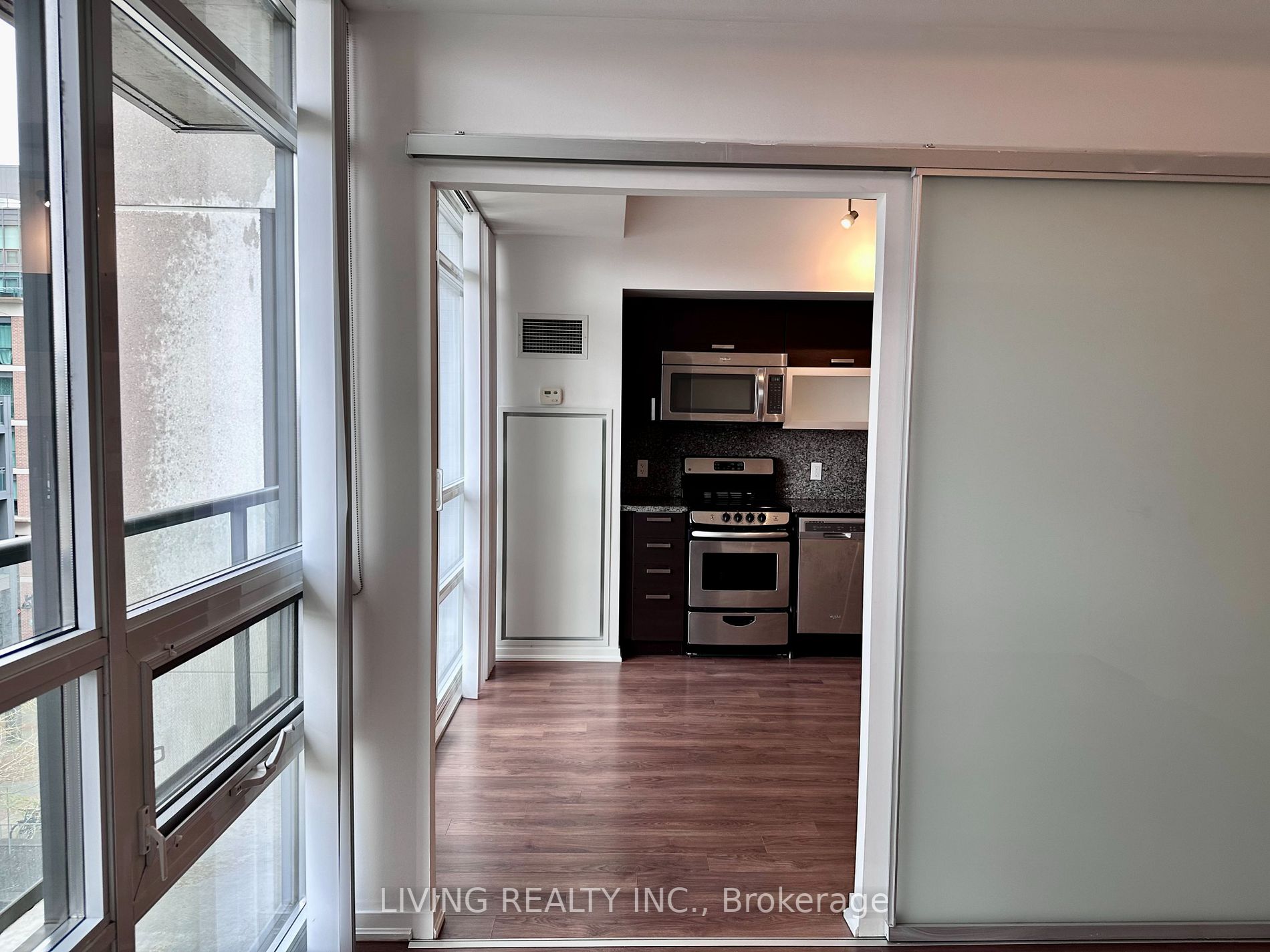 68 Abell St, #621