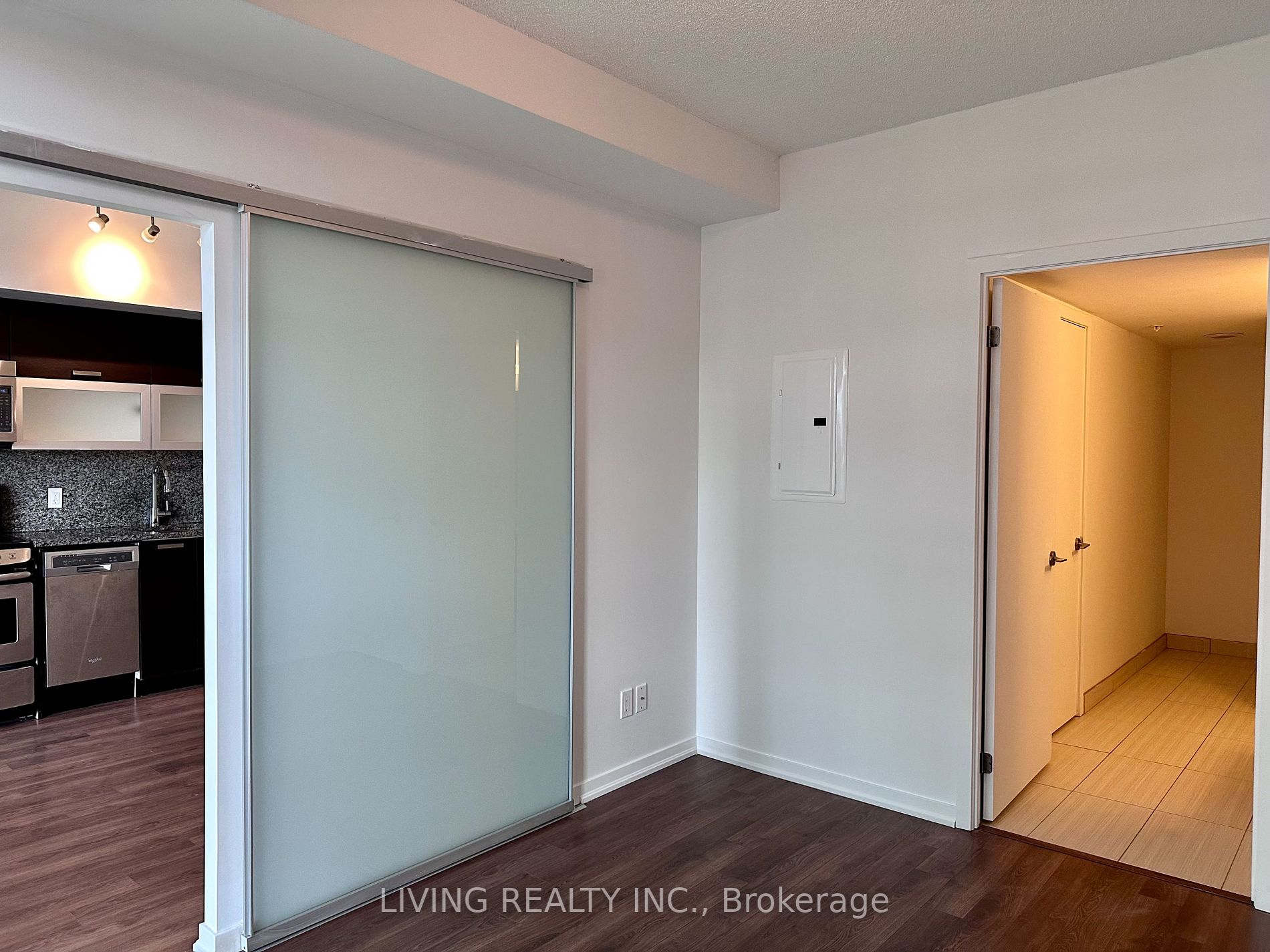 68 Abell St, #621