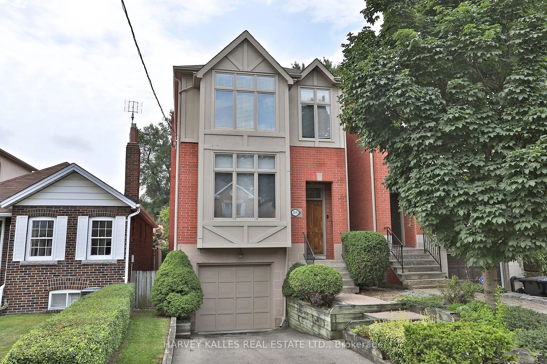351 Deloraine Ave