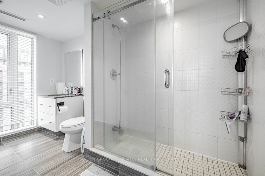 555 Wilson Ave, #803E