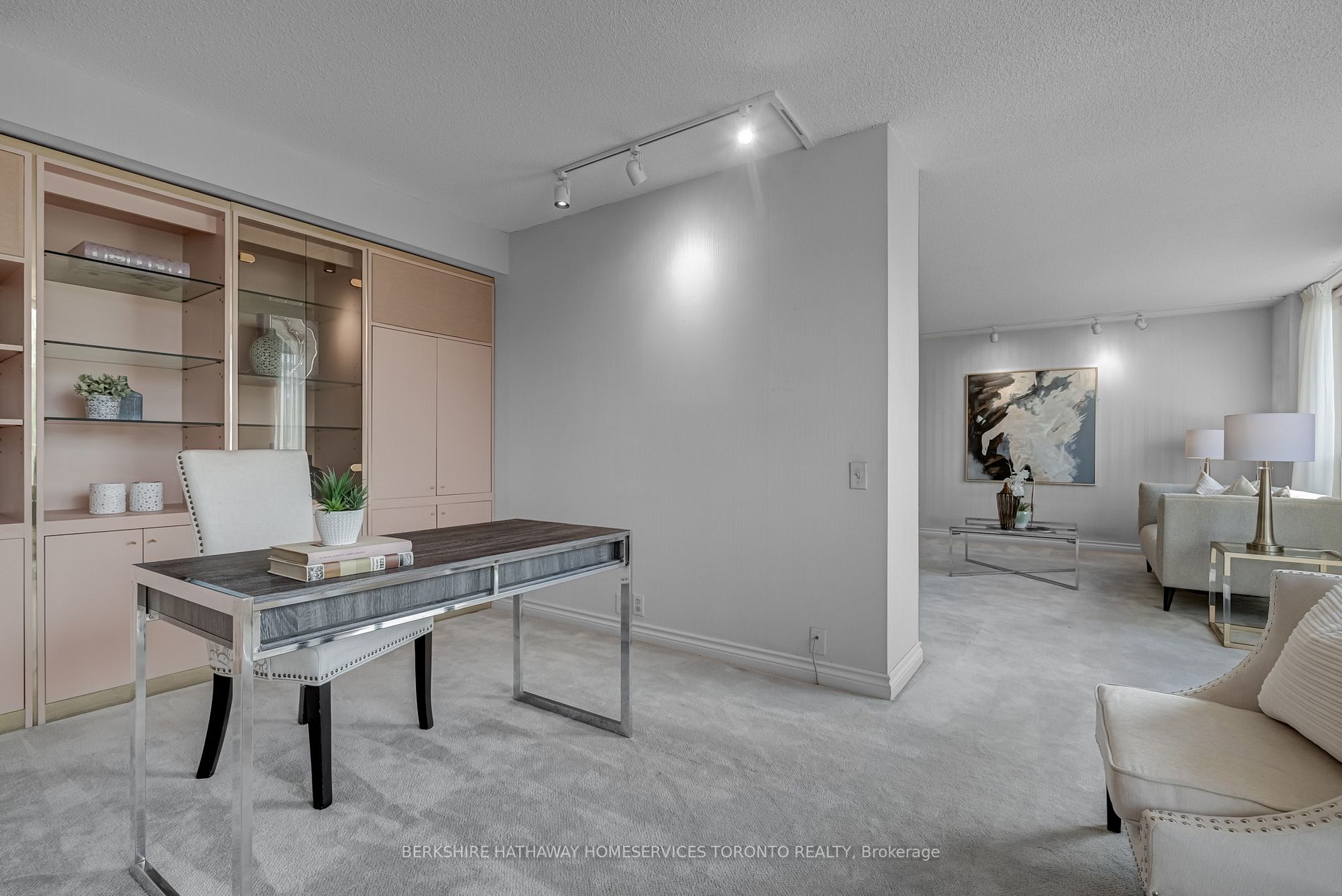 1177 Yonge St, #311