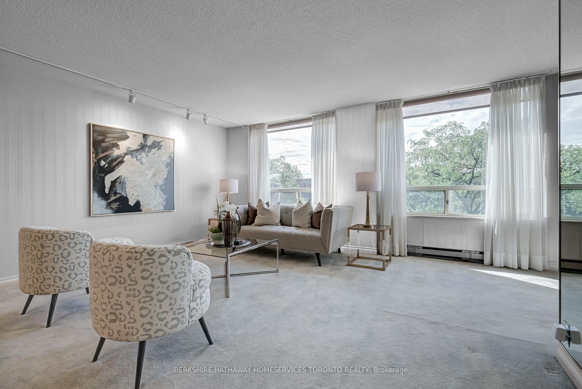 1177 Yonge St, #311
