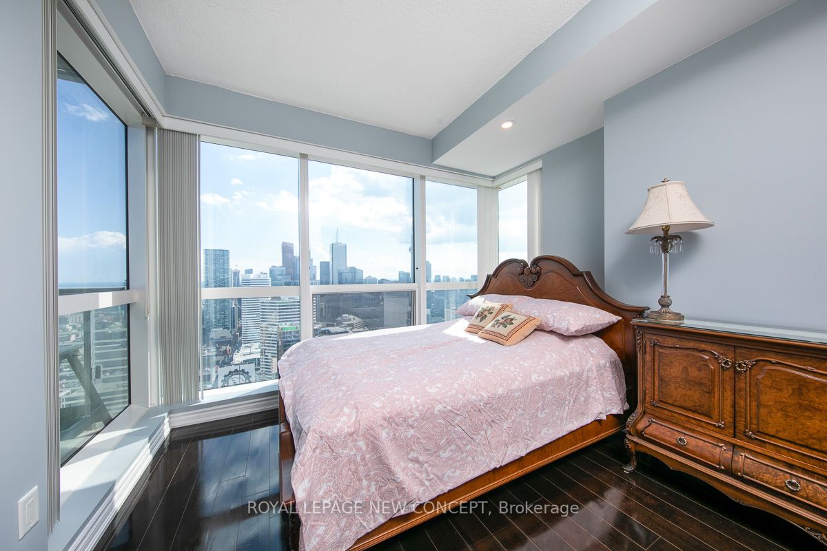 386 Yonge St, #4409