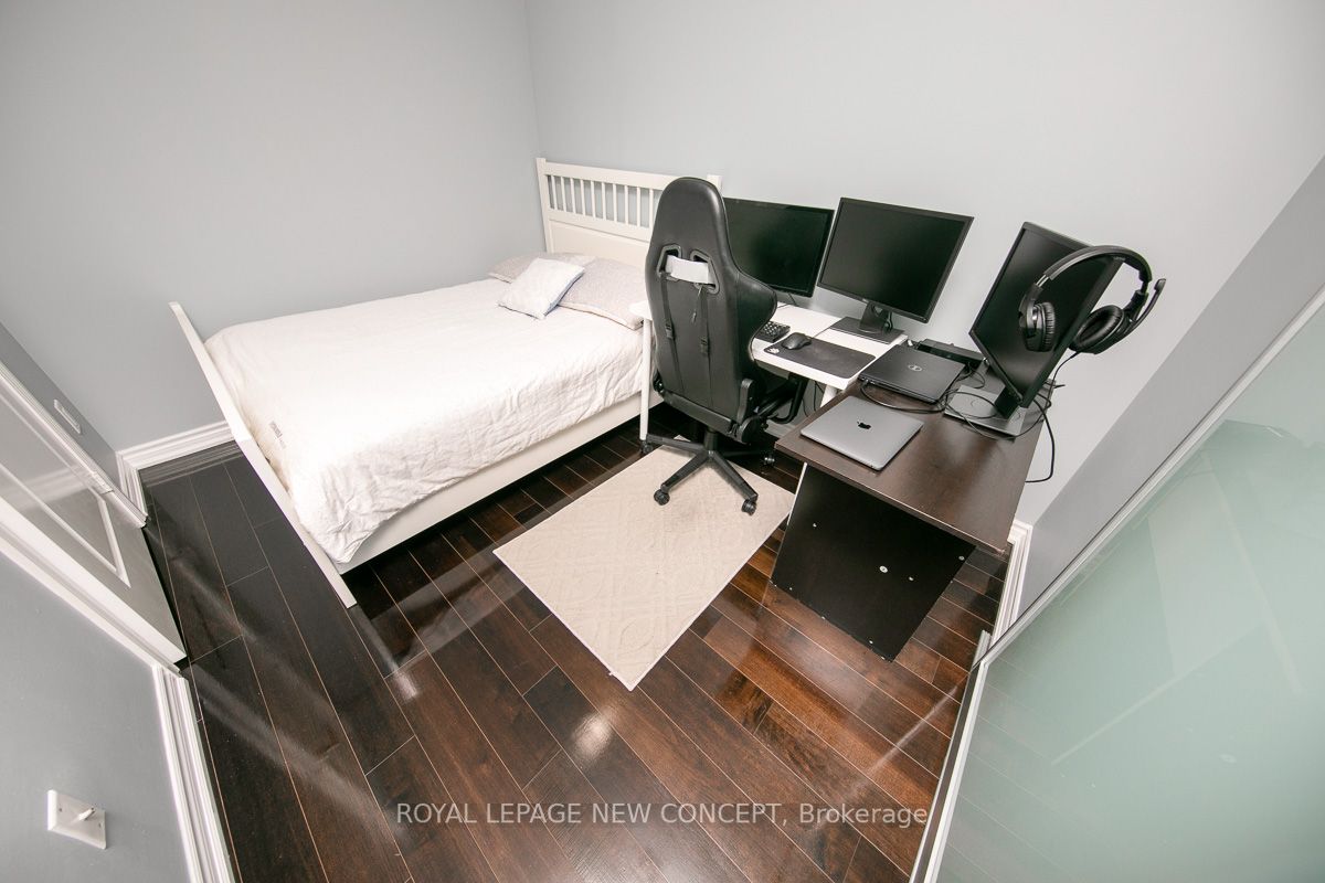 386 Yonge St, #4409