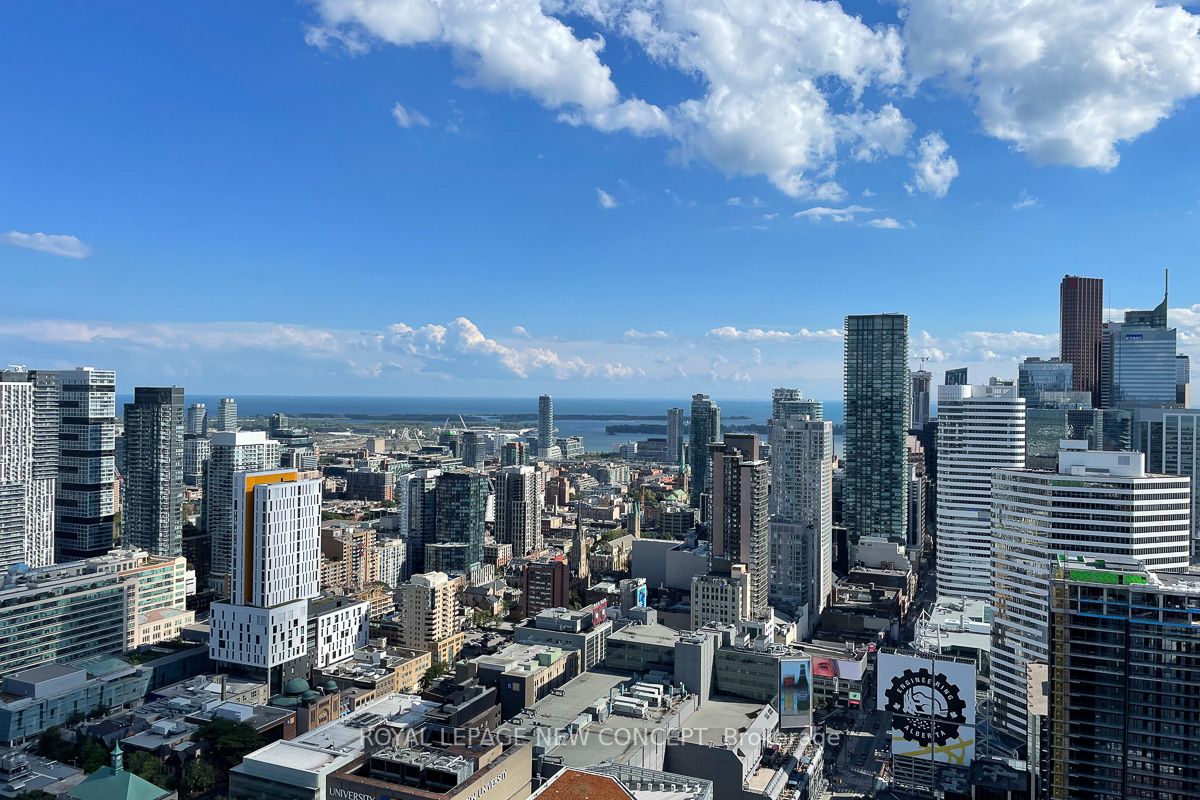 386 Yonge St, #4409