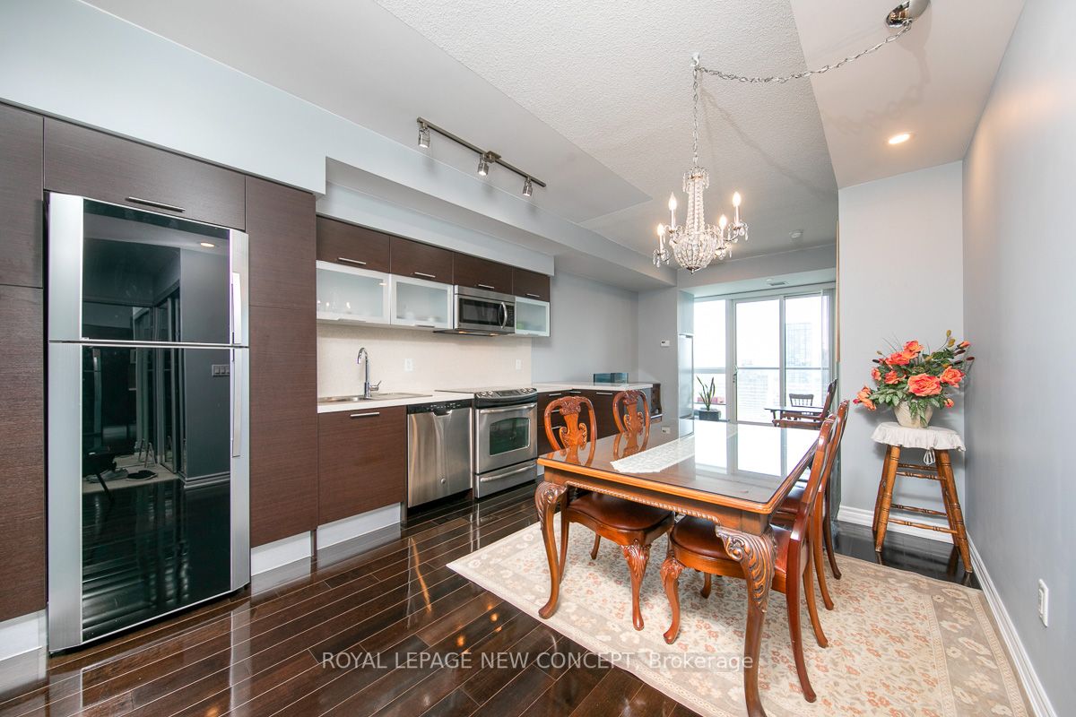 386 Yonge St, #4409