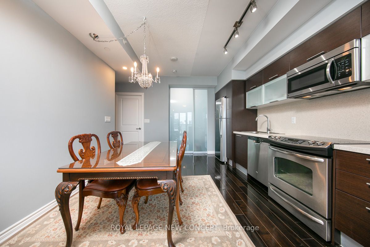 386 Yonge St, #4409