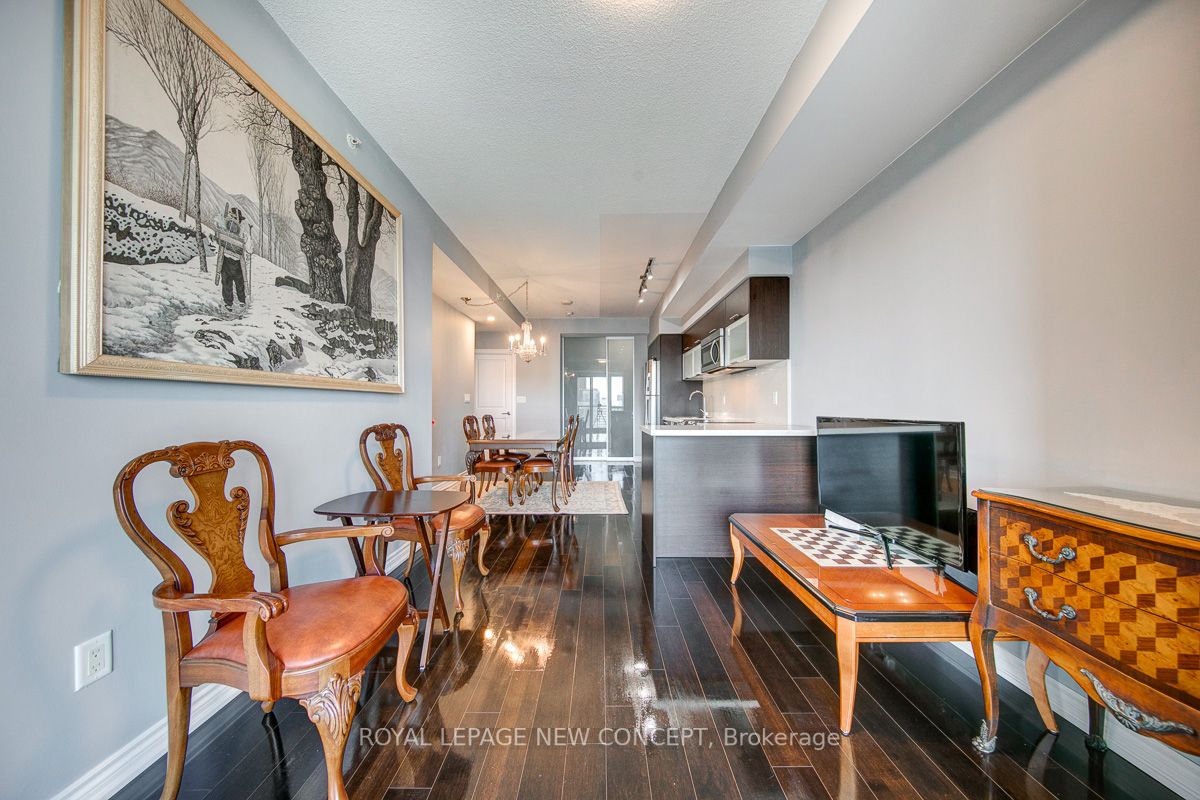 386 Yonge St, #4409