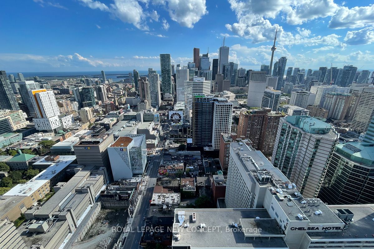 386 Yonge St, #4409