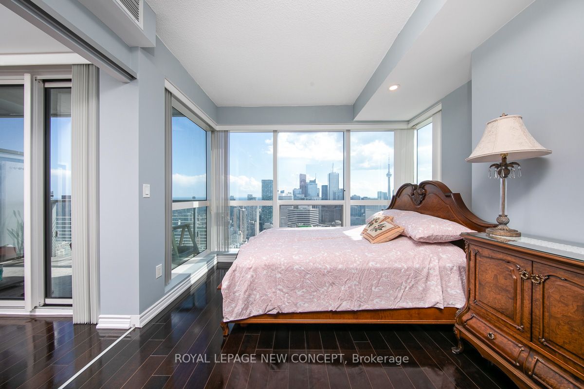 386 Yonge St, #4409