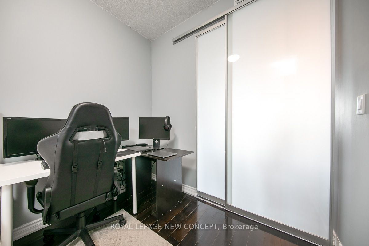 386 Yonge St, #4409
