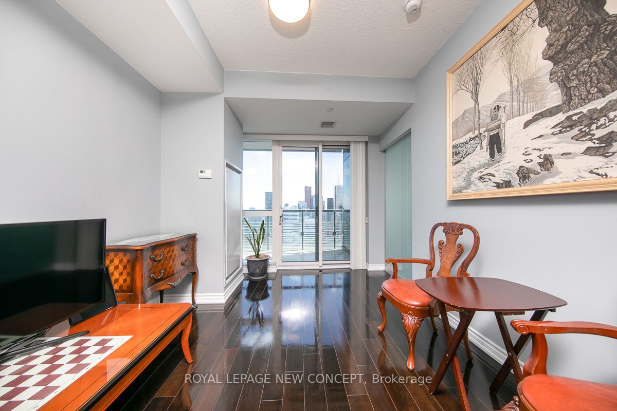 386 Yonge St, #4409