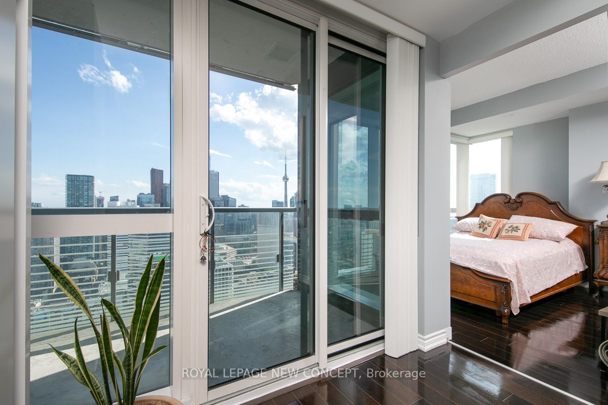 386 Yonge St, #4409