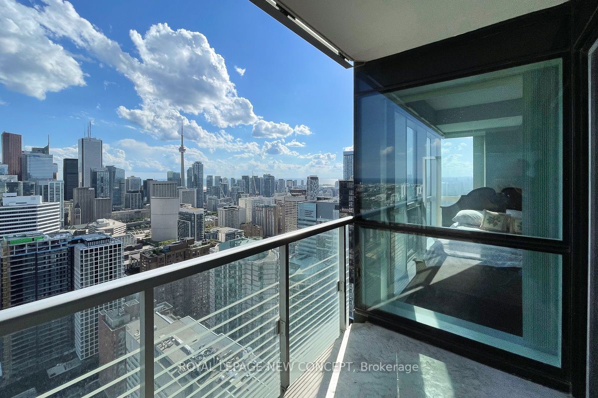 386 Yonge St, #4409