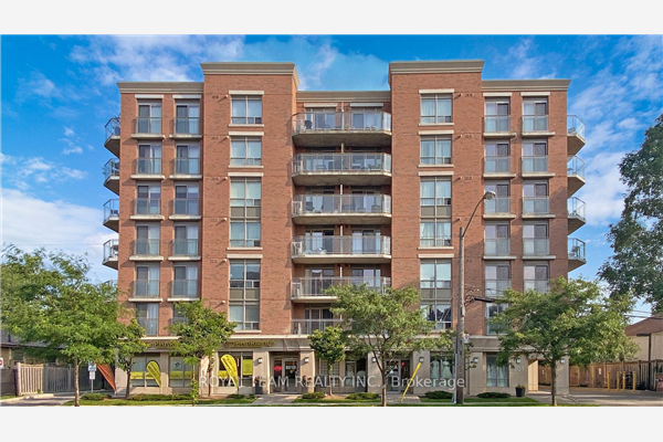 801 Sheppard Ave W, Toronto