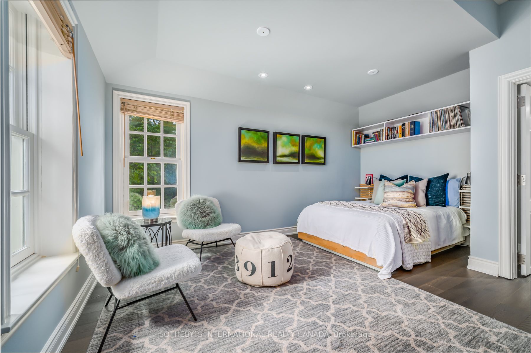 16 Clarendon Avenue