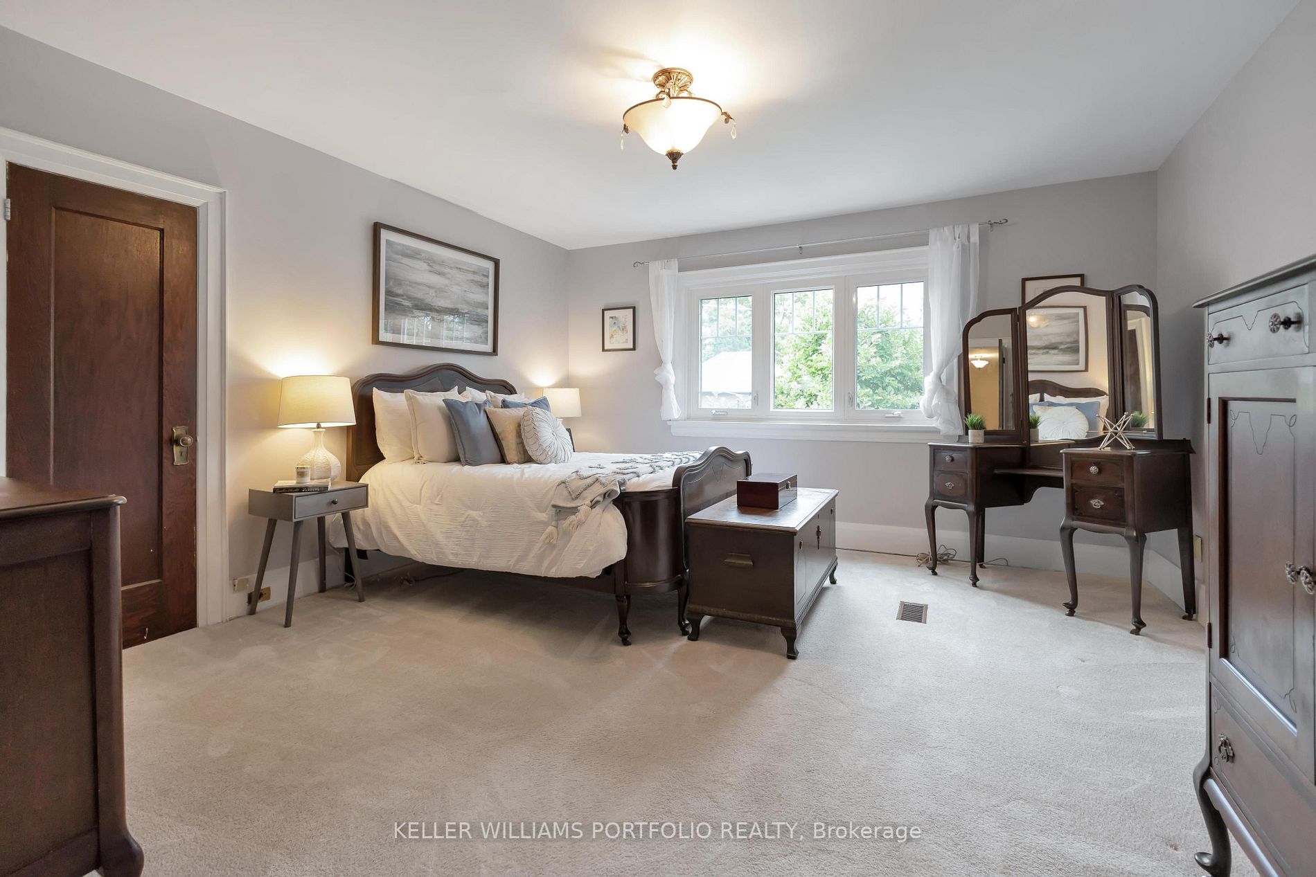 141 Craighurst Ave