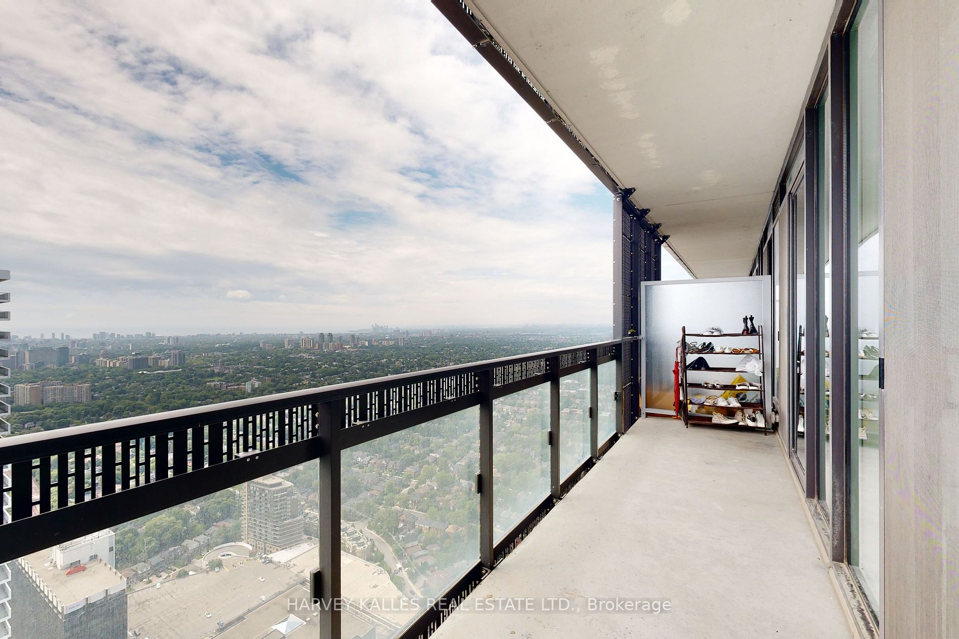 8 Eglinton Ave E, #5312