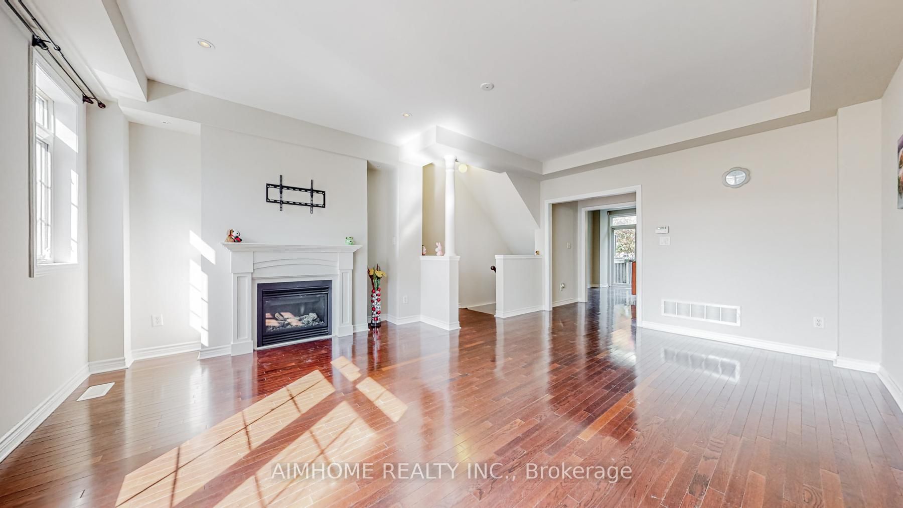 43 Routliffe Lane