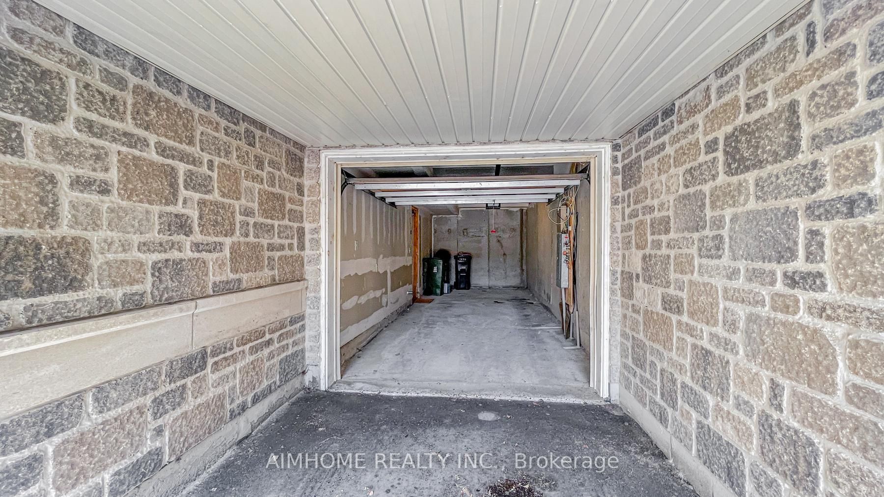 43 Routliffe Lane
