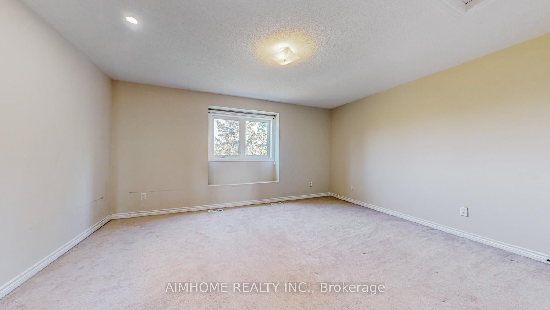 43 Routliffe Lane