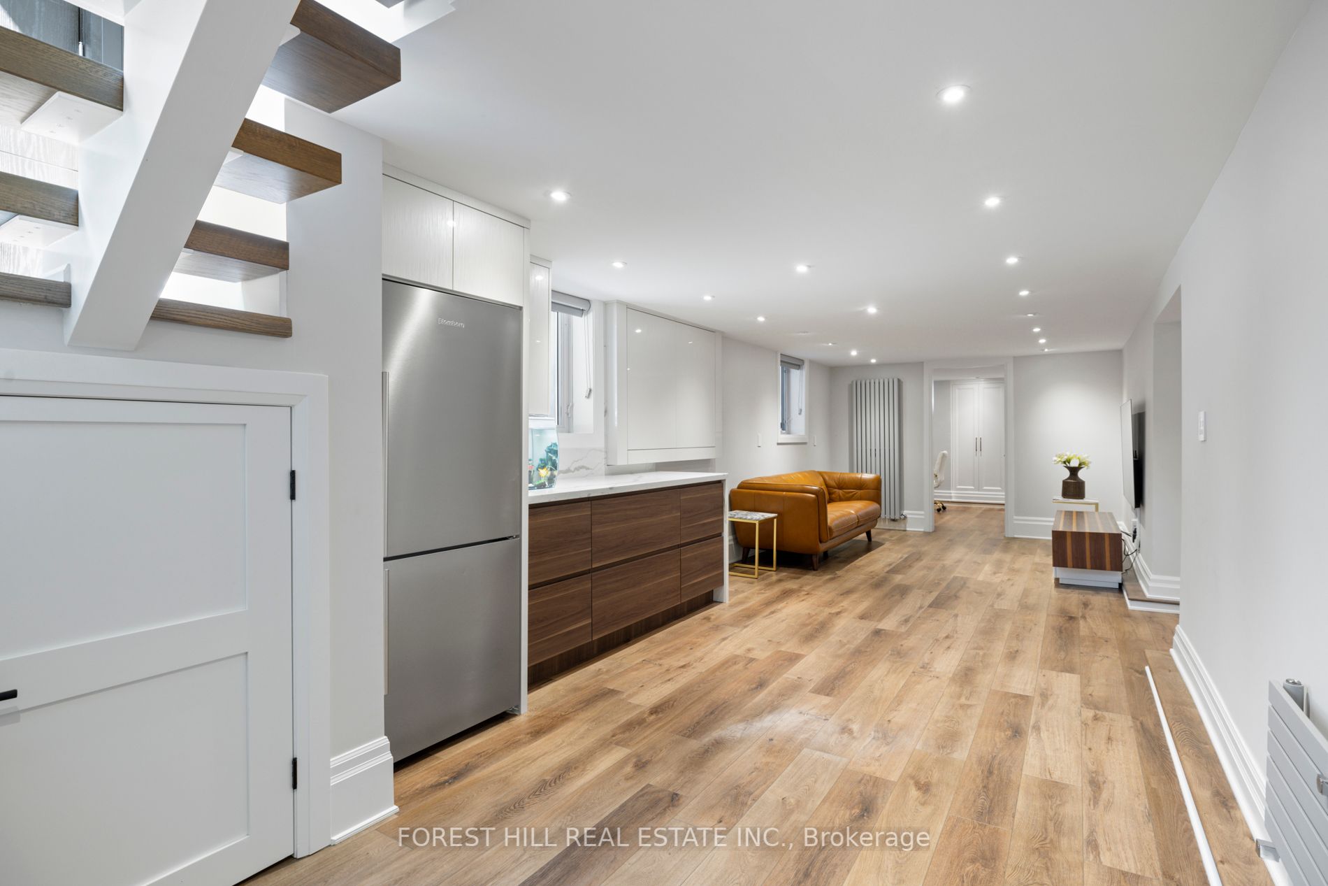 133 Rose Park Dr
