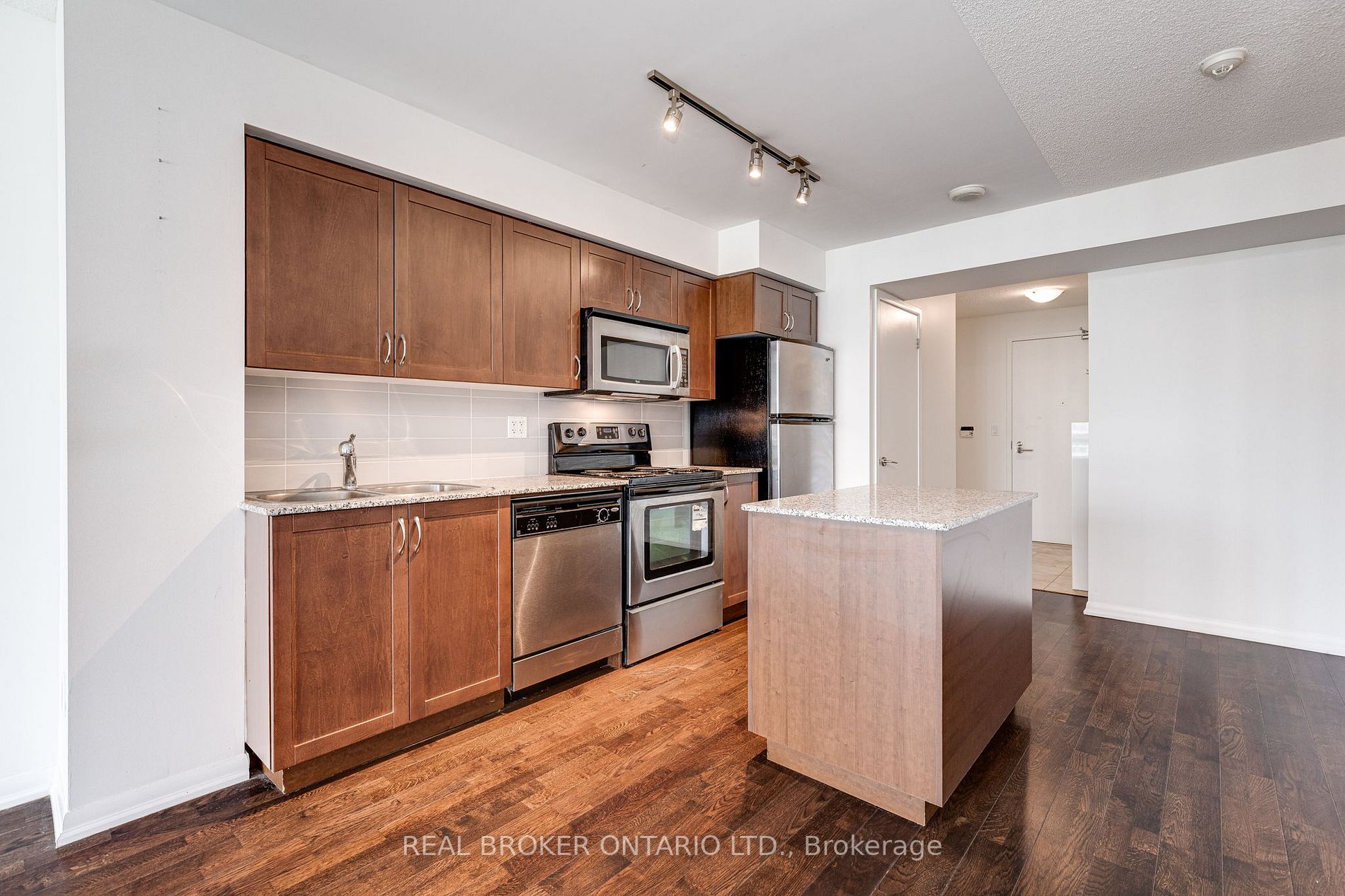 215 Fort York Blvd, #601