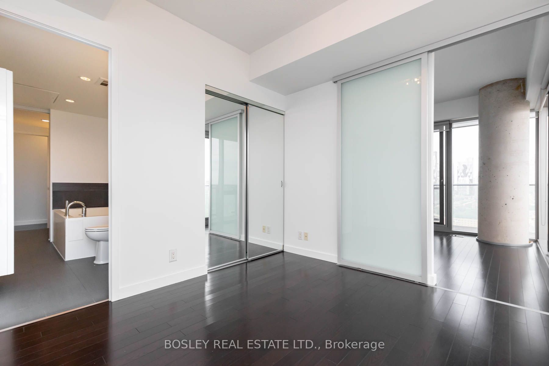 390 Cherry St, #2202