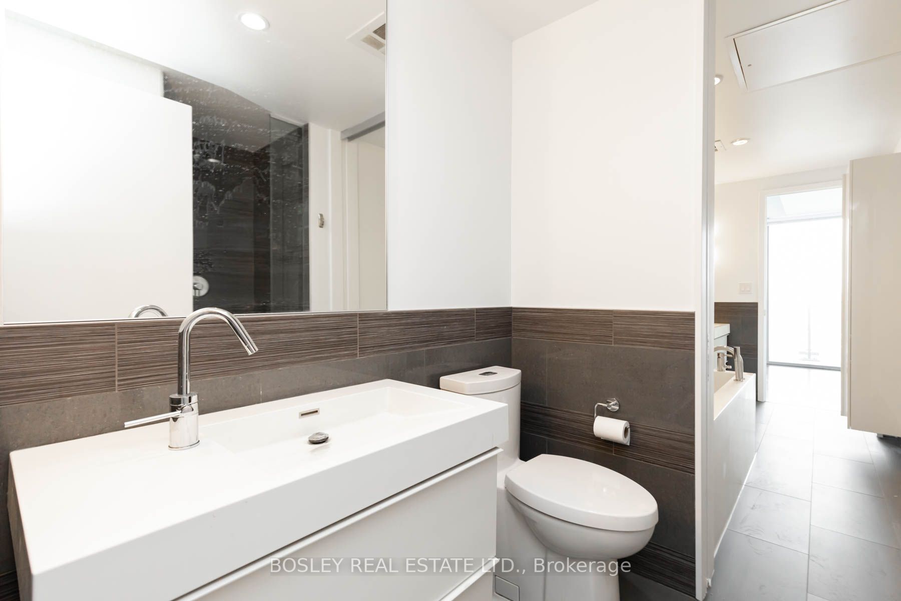 390 Cherry St, #2202