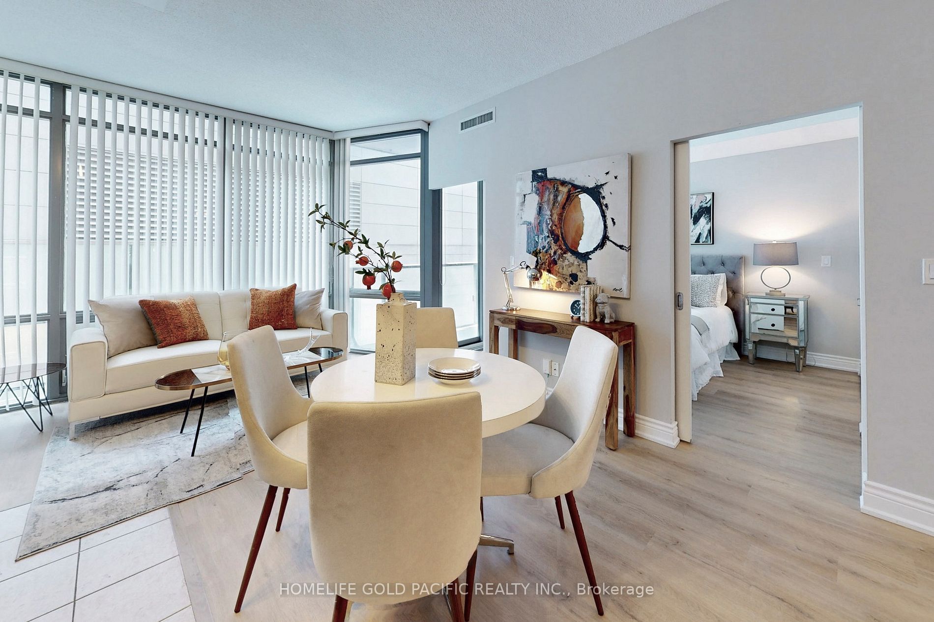 832 Bay Street, #1202