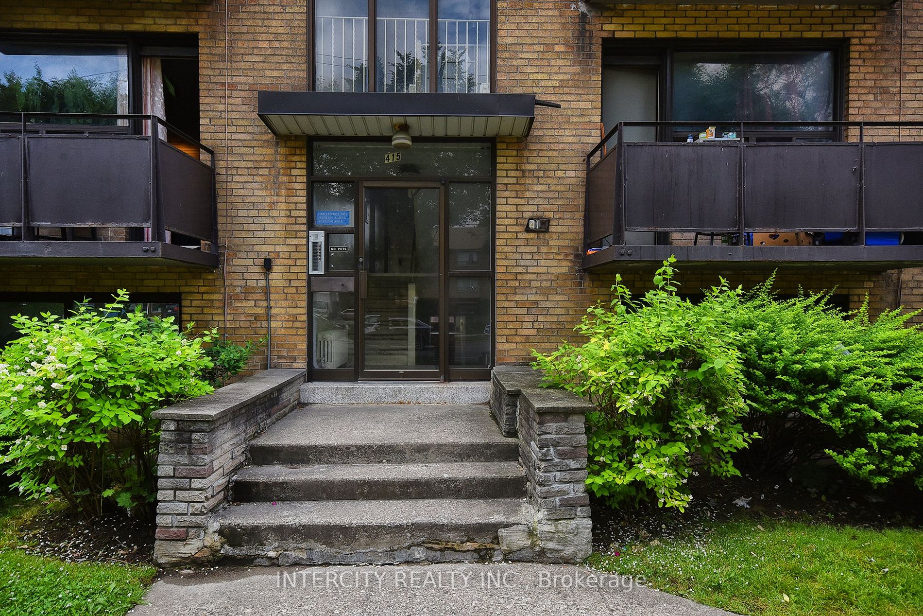 415 Wilson Ave