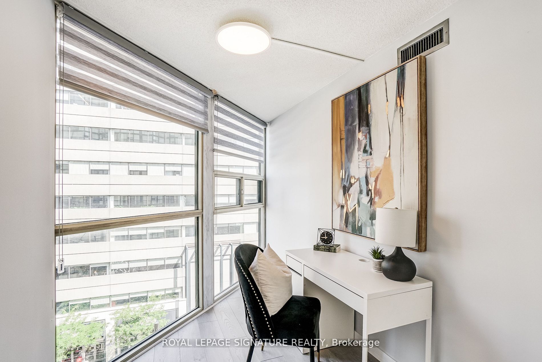705 King St W, #805