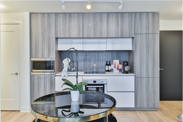 151 Avenue Rd, Toronto