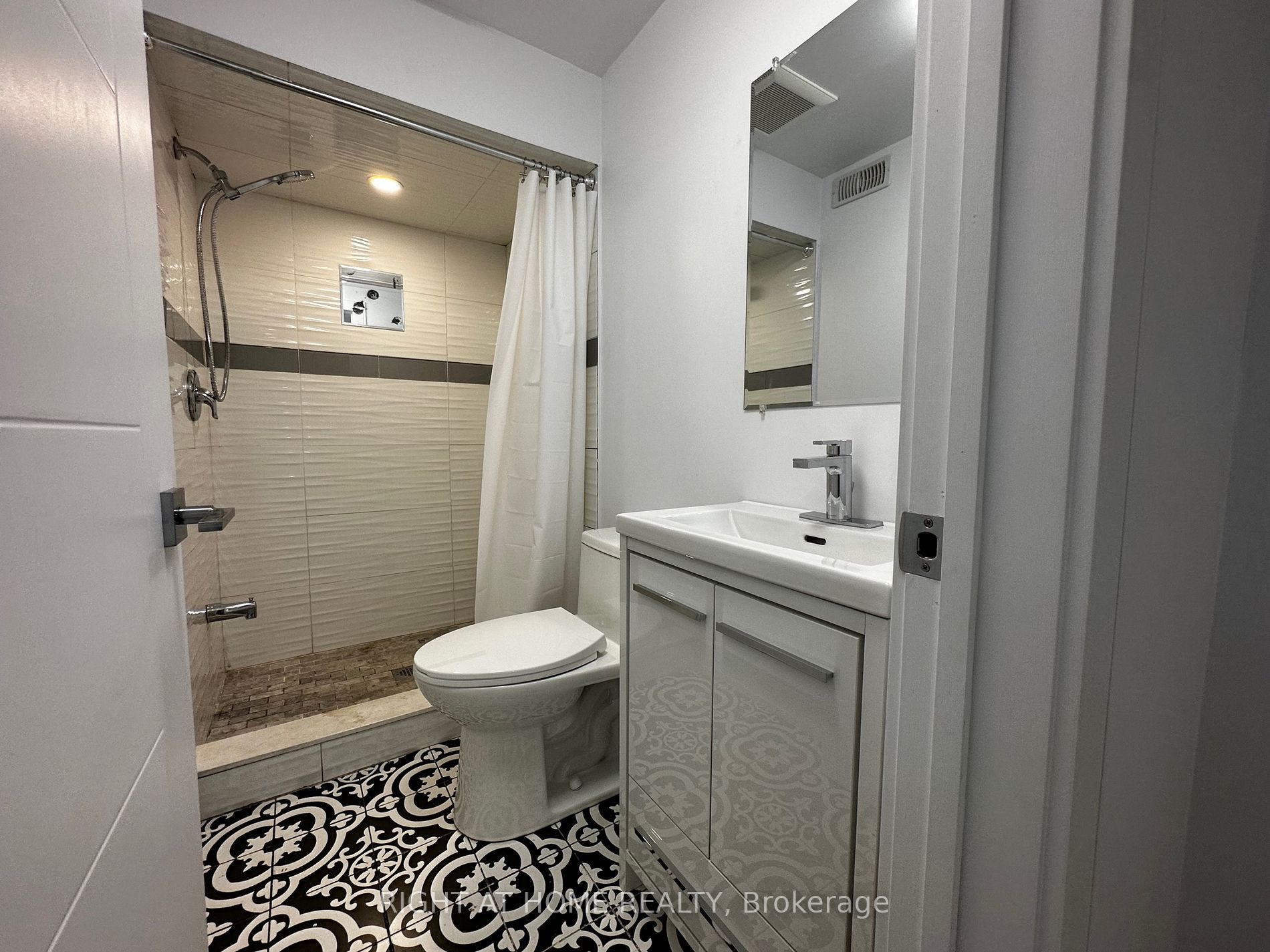 13 Elm St, #1