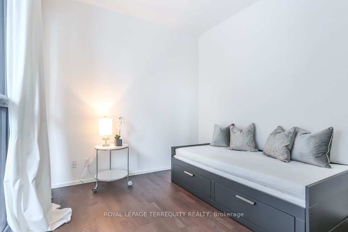 Listing C6793630 - Large Photo # 14