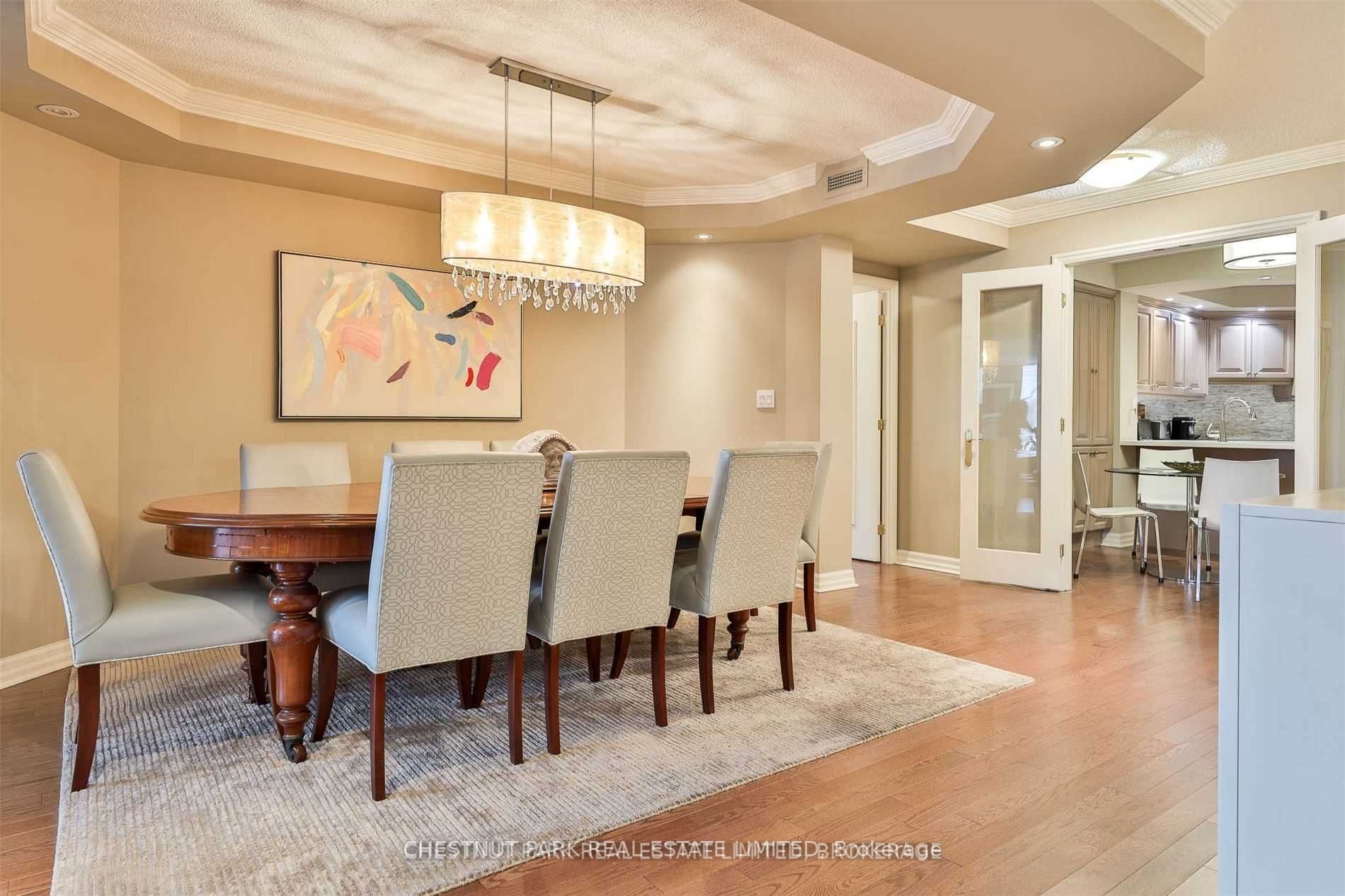 2727 Yonge Street, #711