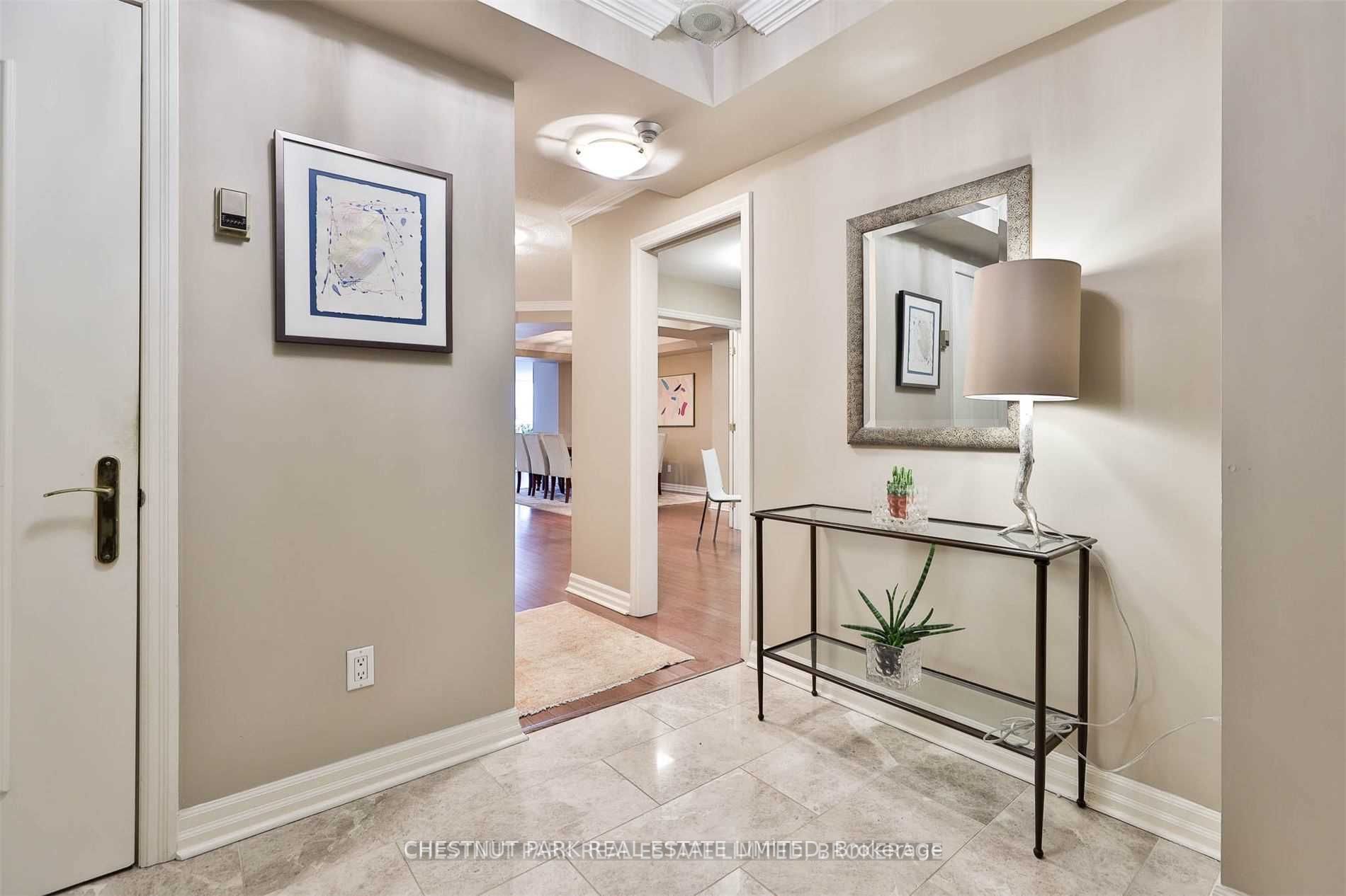 2727 Yonge St, #711
