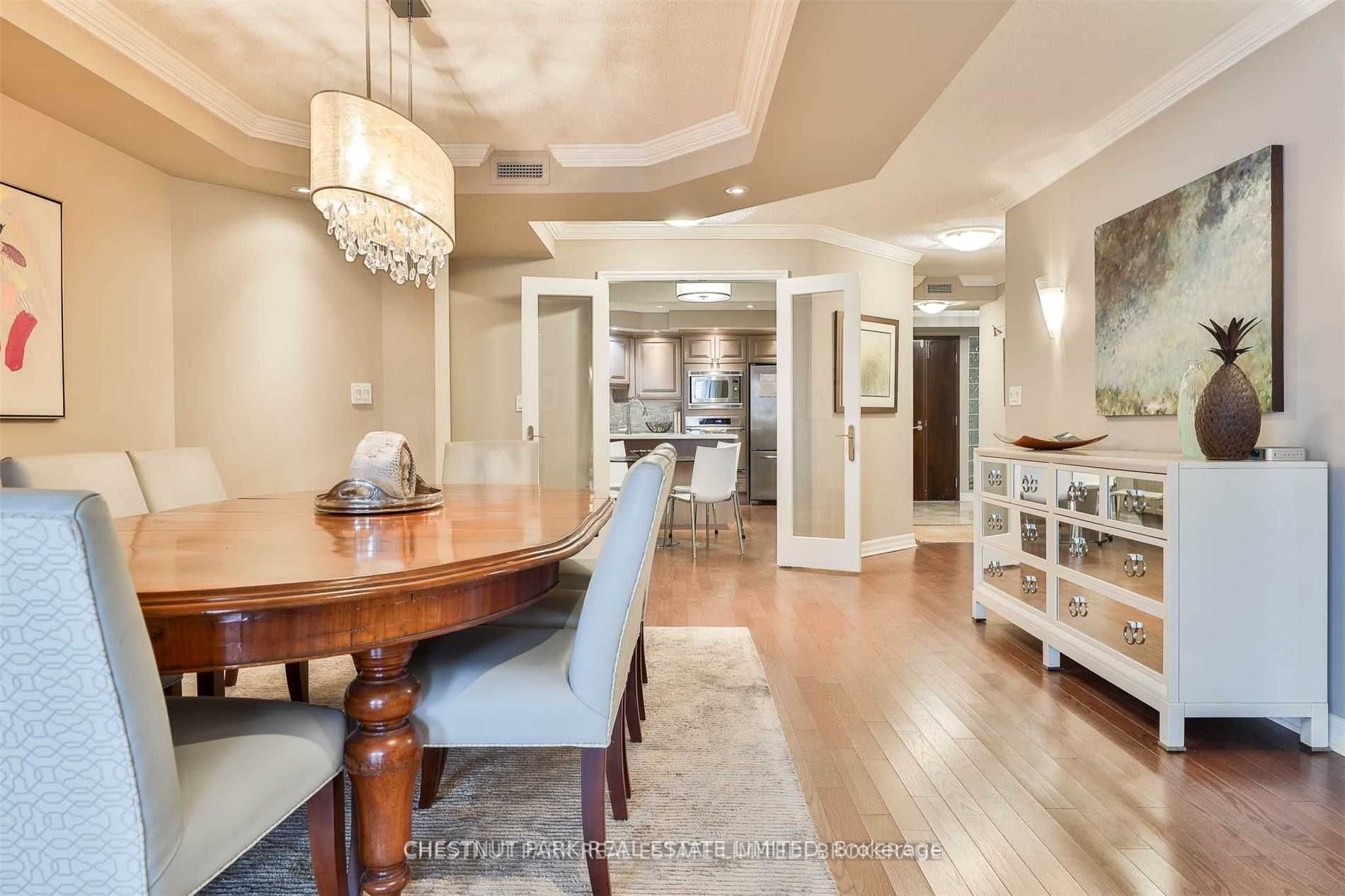 2727 Yonge Street, #711