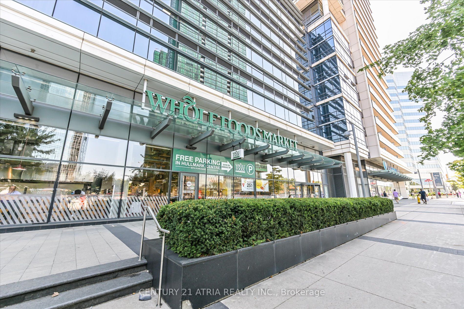 30 Harrison Garden Blvd, #2008