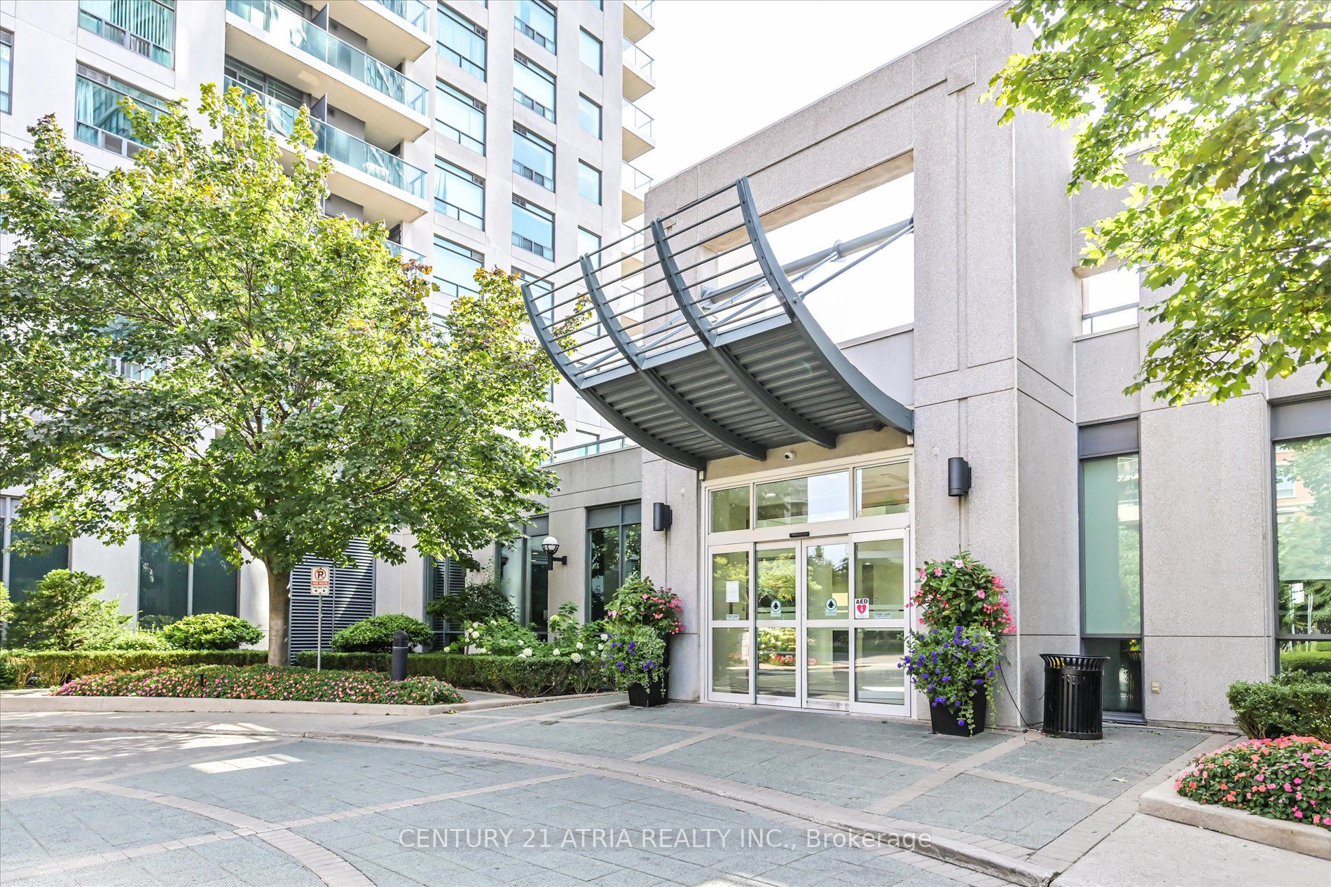 30 Harrison Garden Blvd, #2008