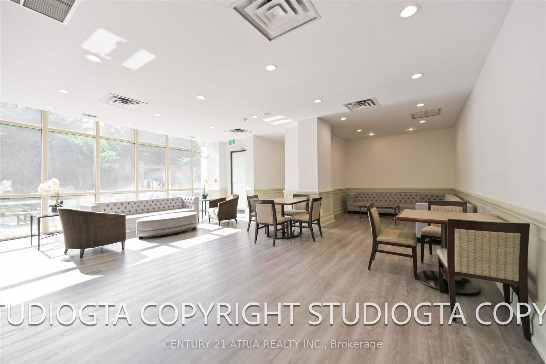 30 Harrison Garden Blvd, #2008