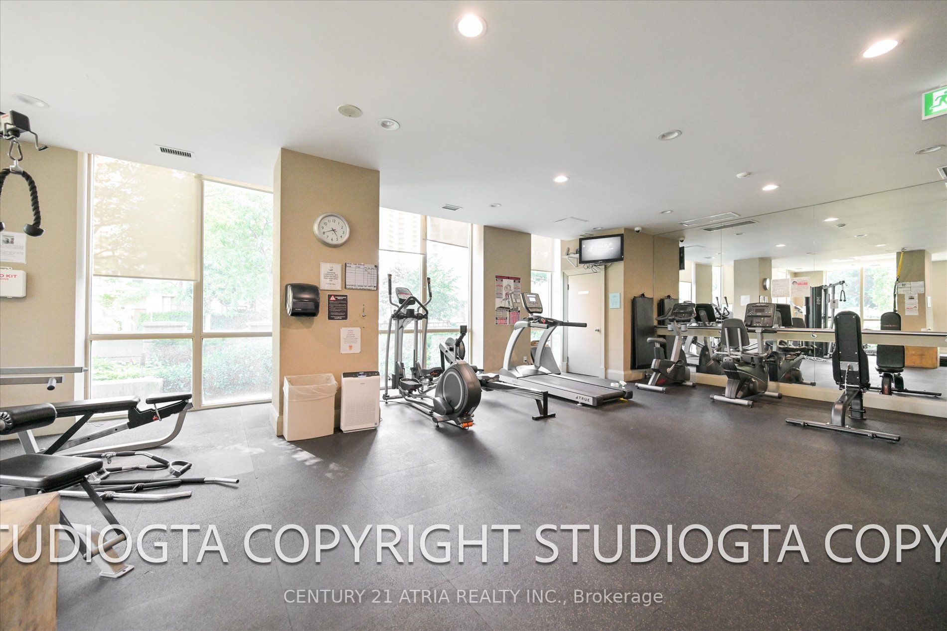 30 Harrison Garden Blvd, #2008