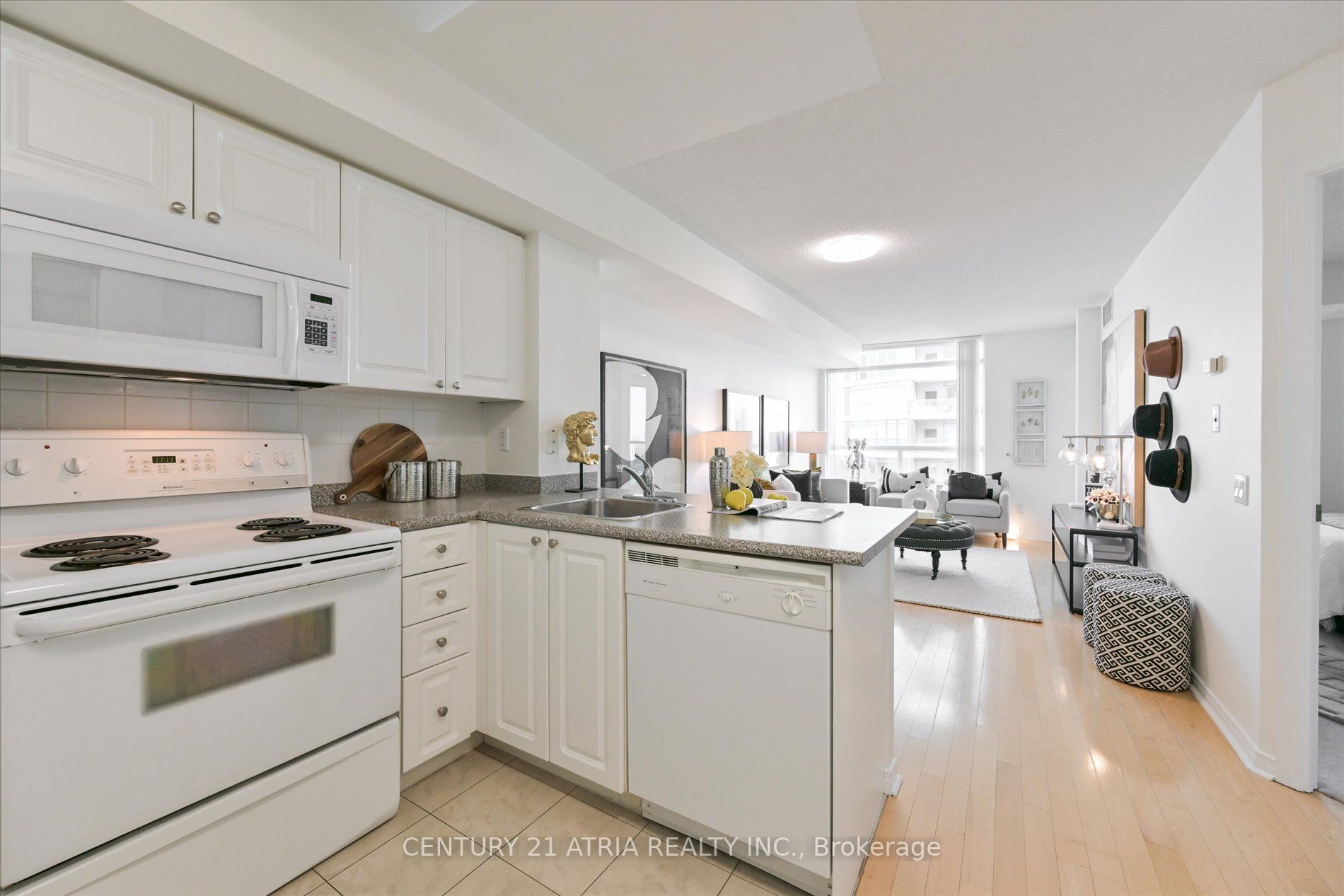 30 Harrison Garden Blvd, #2008
