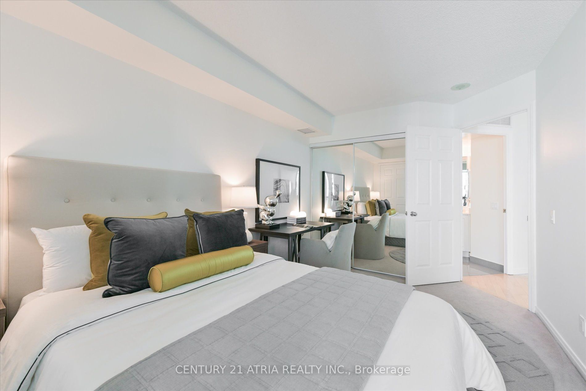 30 Harrison Garden Blvd, #2008