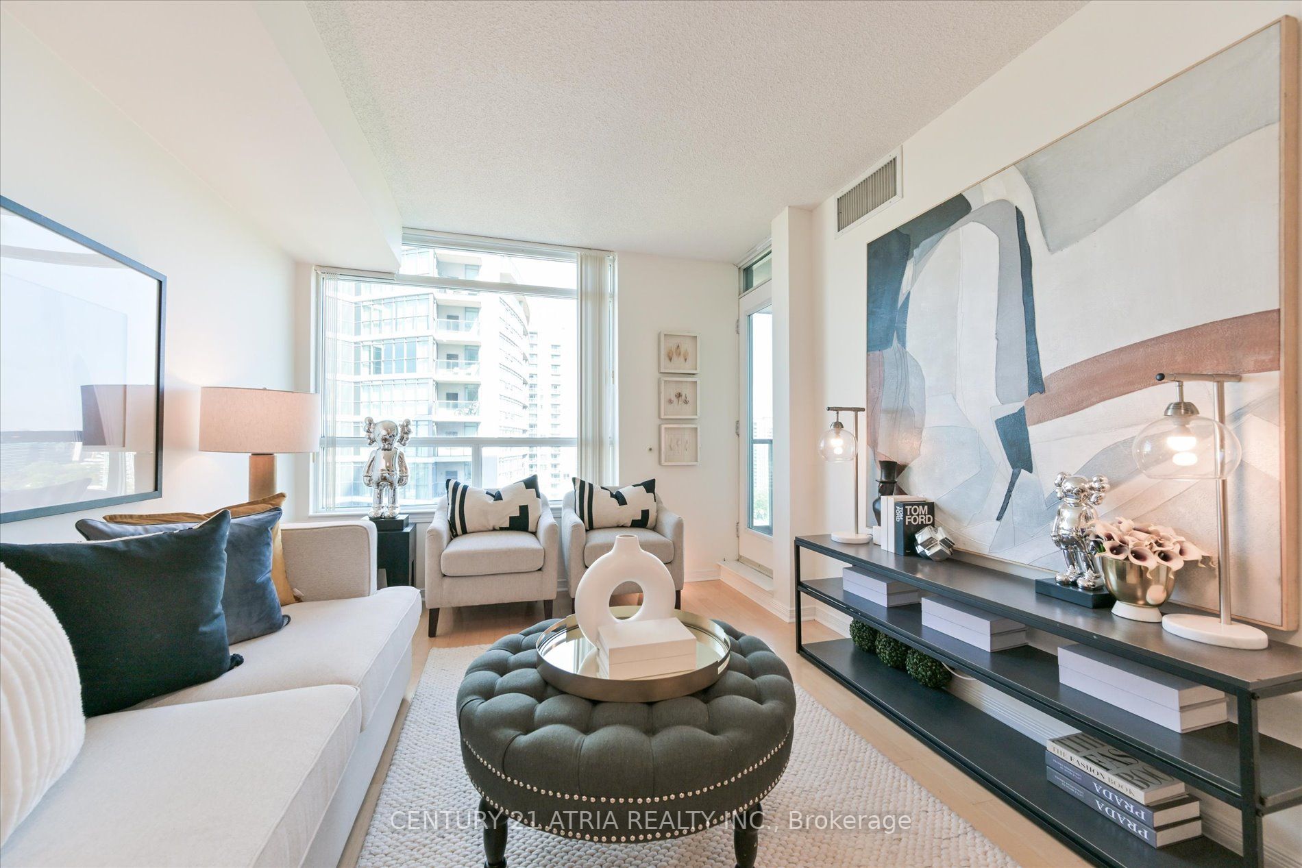 30 Harrison Garden Blvd, #2008