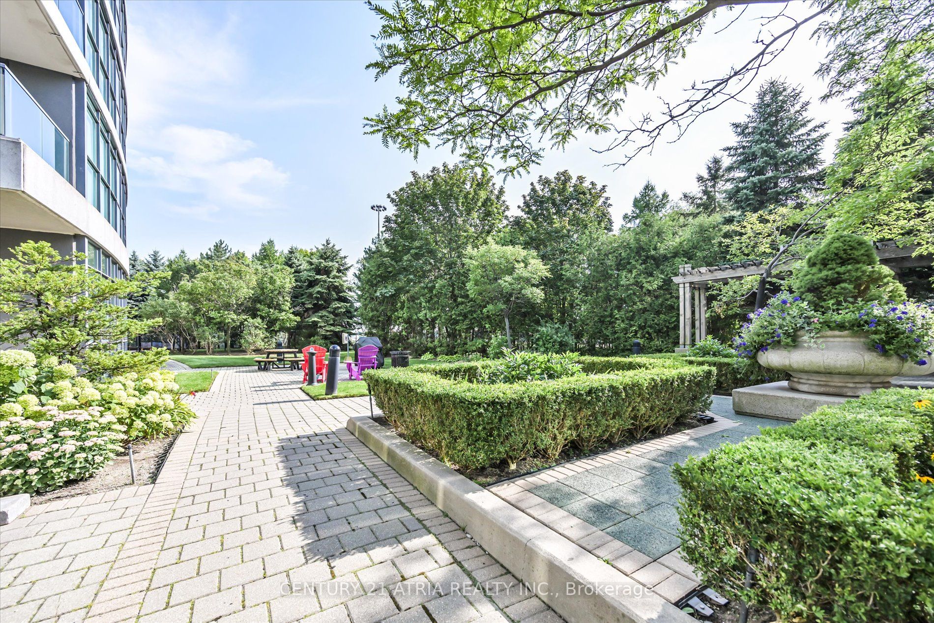30 Harrison Garden Blvd, #2008