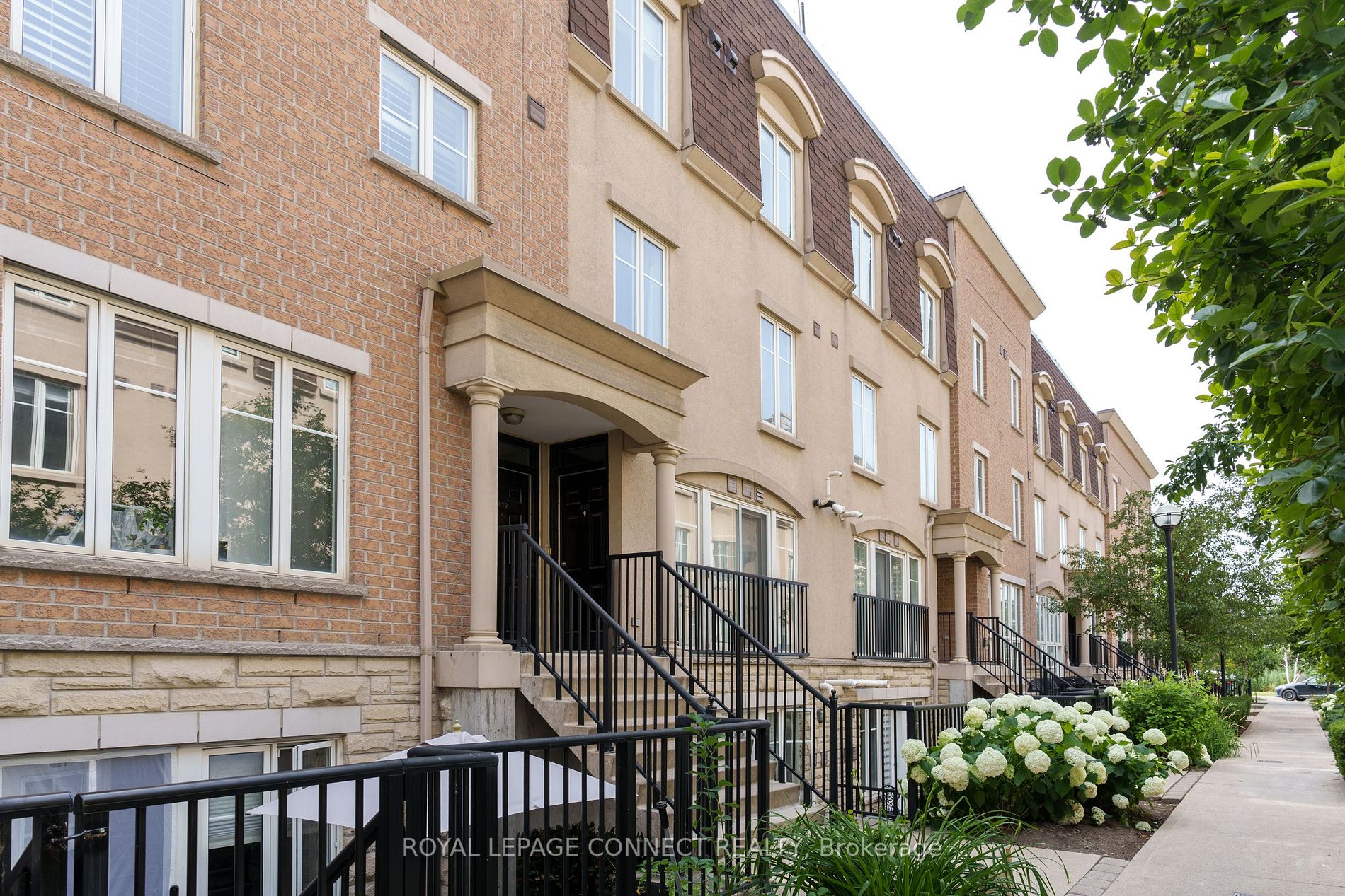 34 Western Battery Rd, #419